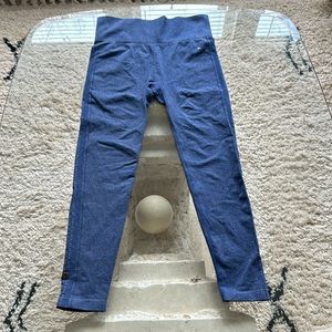 Love Fitness booty lift leggings